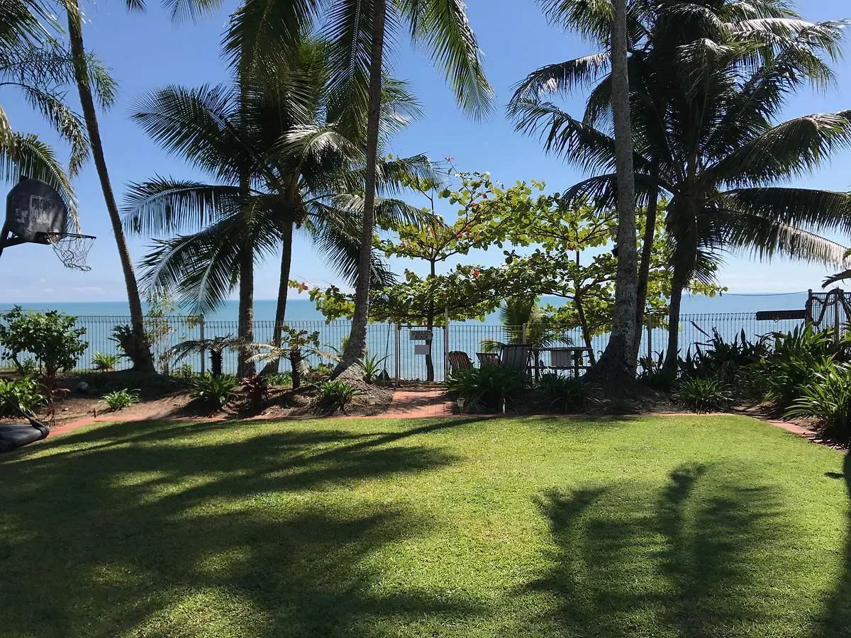 Beach House Cairns